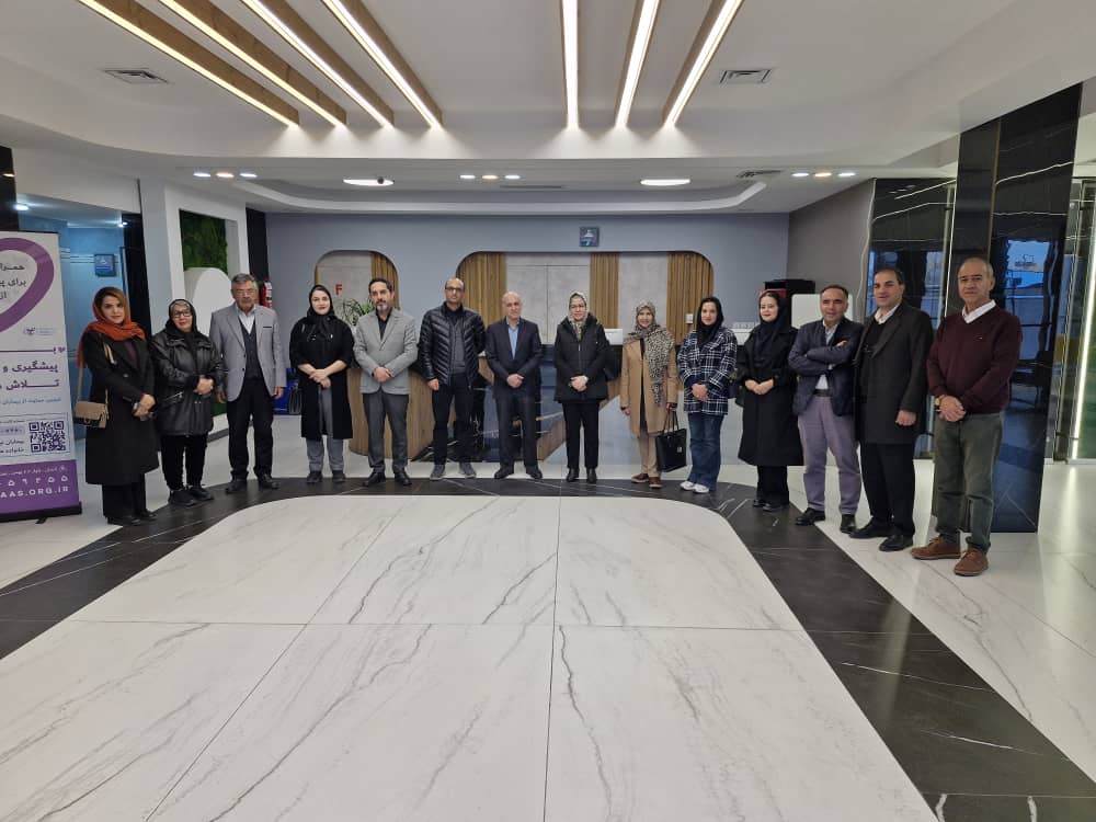 بازدید گروه مدیکال آنکولوژی از مرکز تخصصی رادیوتراپی یاس